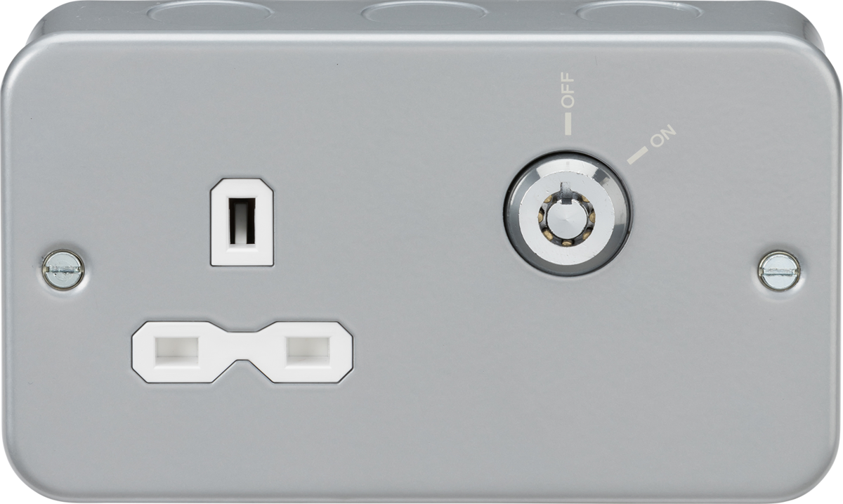 Metal Clad 13A 1G DP Lockable socket — Derby Firelec Ltd